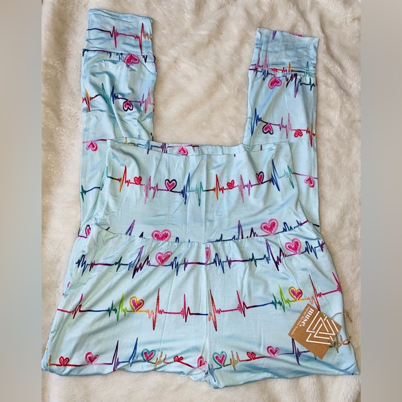 ♥️NWT Muse threads bamboo mama pants♥️ - Picture 4 of 5